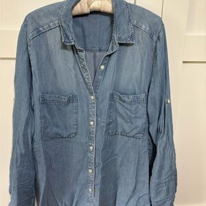 Quince Light Blue Denim Casual Button-Down Shirt